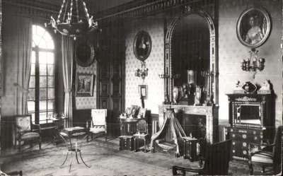 Castelo de Grosbois — O Salão dos Porteiros — Edições de Arte Raymond