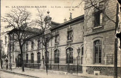 La Varenne-Saint-Hilaire — Las Escuelas — Avenue du Buc — C.M.