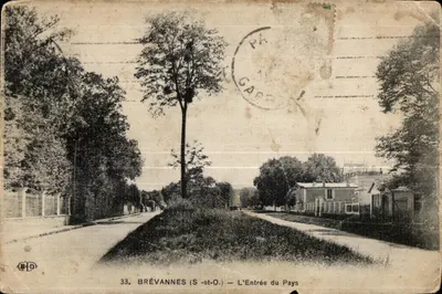 Bilhete postal antigo Brevannes A Entrada do País