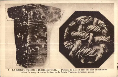 A Santa Túnica de Argenteuil — Porções do dorso e do tecido com manchas de sangue — Cliché L. Pagnot, Versailles