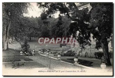 Abadia de HERIVAUX — vista dos jardins e do edifício — por Luzarches (S.-et-O.)