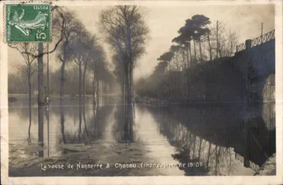 A estrada de Nanterre a Chatou — Inundação de 1910 — Editor não identificado