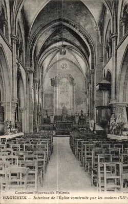 Bagneux — Interior da Igreja construída pelos monges (XIIe)