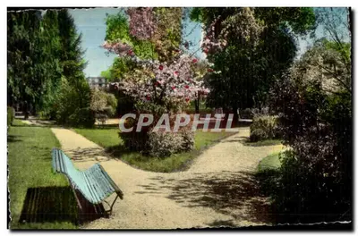 Parque de Lessar em Avray — editora Éditions Noza em Paris