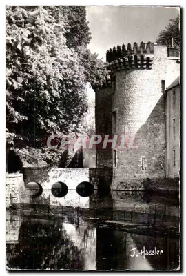 Castelo dos Senhores de Graville — Milly-la-Forêt (S.-et-O.) — J. Hassler