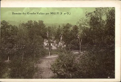 Domaine des Grandes Vallées — View of the Domain Surrounded by Forest — Publisher MILLY (S et O.)