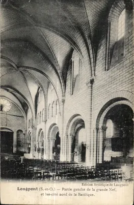 Longpont (S.-et-O.) — Parte esquerda da grande nave e lateral norte da Basílica — Edição Artística de Longpont