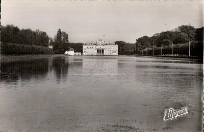 Le Val-Saint-Germain — Château du Marais — Éditions de luxe E. Mignon
