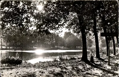 Vale da Chevreuse — Pôr do sol sobre o lago — Editor L. BASLE, n° 91
