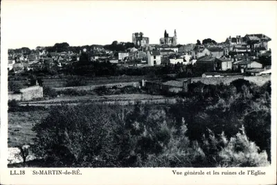 St-MARTIN-de-RÉ — Vista geral e as ruínas da Igreja — LL.18