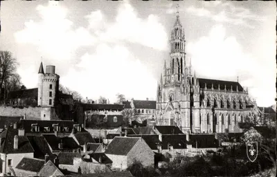 Châteauneuf-sur-Cher — Basílica Nossa Senhora dos Crianças — Edições do LYS