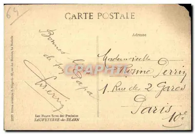Ovelhas perto de um curso d'água — castelo no fundo — Les Beaux Sites des Pyrénées, Sauveterre-de-Béarn — Verso