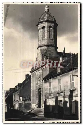 Igreja de Courseulles-sur-Mer — vista da torre com sino