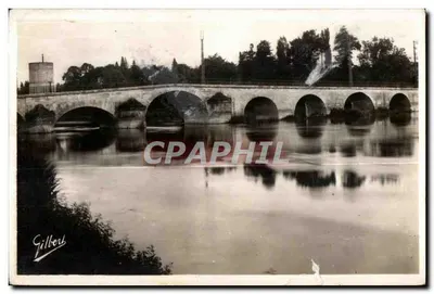 Ponte de arcos sobre um rio — Gilber — editor desconhecido