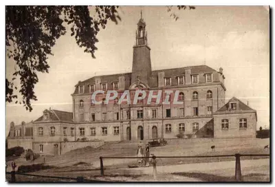 Hotel de Ville de Saint-Quentin — vista geral