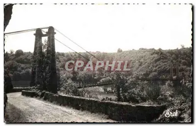Ponte suspensa em Érel — Érel