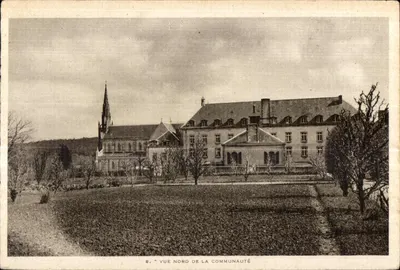 Vista norte da comunidade — Casa-Mãe das Filhas de Jesus, Saint-Joseph-de-Kermaria, perto de Locminé (Morbihan)