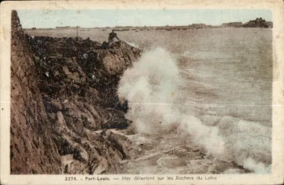 Port-Louis — Mar rompendo sobre os Rochos do Lohic — Edição Mestry Rennes n°3374