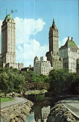 Central Park — ponte e riachos sob os hotéis da 5ª Avenida — Dexter Press, Inc.