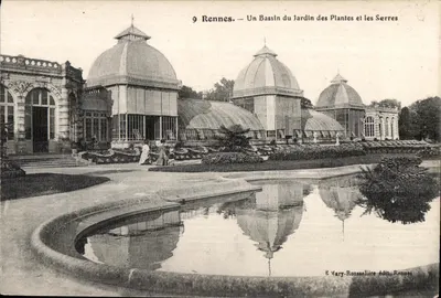 Rennes — Un Bassin du Jardin des Plantes et les Serres — E. Mary-Roussellière édit. Rennes