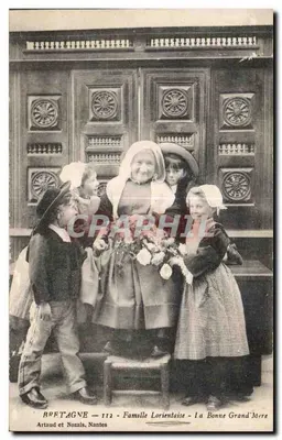 Bretaña — Familia de Lorient — La Buena Abuela — Artaud et Nozais, Nantes