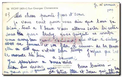 Rue de l'Avenue — vue de la rue avec le café 'Au Petit Tonneau' et l'agence de voyage 'L'Avene' — Éditions Gaby — Rewers