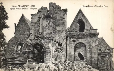 Chauny - Igreja de Nossa Senhora - Fachada - 1919