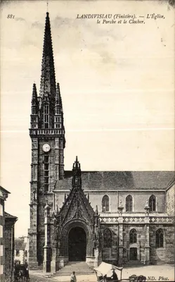 Landivisiau (Finistère) — A Igreja, o Porche e o Sintral. — ND. Phot.