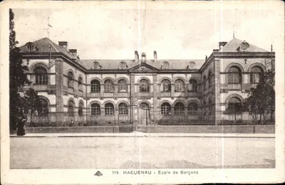 Bilhete postal antigo Haguenau Escola de Garçons