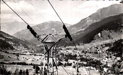 Les Contamines-Montjoie — Teleferyk Plateau de Montjoie i widok ogółem stacji — C.A.P., Paryż