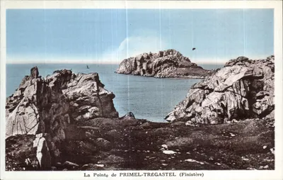 A Ponta de PRIMEL-TRÉGASTEL (Finistère) — vista costeira rochosa — editor não identificado, número de série não visível
