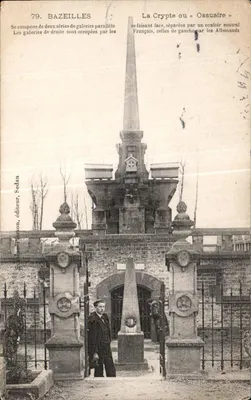 Bazeilles — A Cripta ou Ossuário — Savaine-Person, editor, Sedan