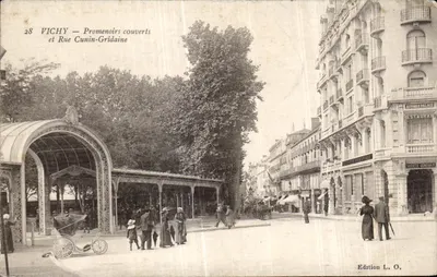 Vichy — Promenoirs couverts et Rue Cunin-Gridaine — Édition L. O.