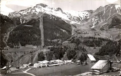 Auron (alt. 1600 m.) — Vista geral e o Teleférico de Las-Donnas — Estação Superior a 2300 m. — Sinal 2476 m. — Editor: Coleção ROUSSY