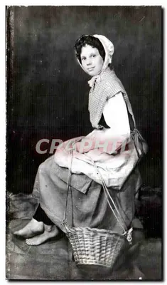 Mujer de la costa — Tarjeta postal de la costa — Ediciones D'ART, Machouil sur Mer