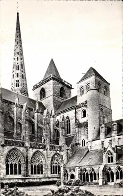 TREGUIER — les Trois Tours — Éditions d'Art RÉMA