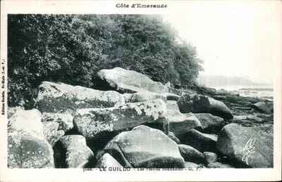 Le Guildo - As Pedras Sonorantes - Costa da Esmeralda - G. F. - Edição Guedès, St-Malo (L.-est. 9.)