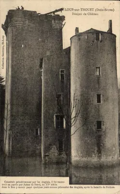 St-LOUP-sur-THOUET (Deux-Sèvres) — Torre do Castelo — Coleção Gautreau