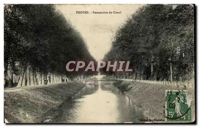 Troyes - Perspective du Canal — Maison Des Magasins