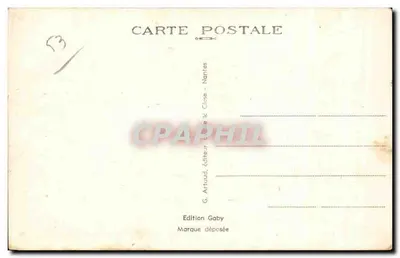 Laval (Mayenne) — Wewnętrzna część zamku i widok na most nad jeziorem — Gaby, nr 57 — Rewers