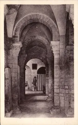 Moriénval (Oise) — Antiga Igreja Abacial dos Séculos XI, XII e XIII — Foto P. Ducke - Pierrefonds