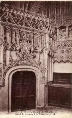 A Capela do Espírito Santo — Detalhe da escultura na Tesouraria — LL