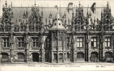 Rouen — O Palácio de Justiça — ND. Fot.