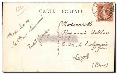 Castelo de l'Armône - As Pergolas — Bois-Normand (Eure) — Foto-editorial A. Blondeau — Verso
