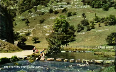 Les Pierres à Passer, Dovedale — Série Salmon — n° 1598c