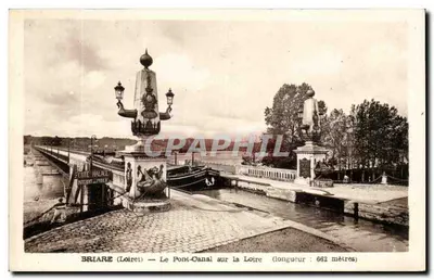 Briare (Loiret) — O Ponte-Canal sobre a Loire (comprimento: 662 metros) — Editor: Cote Halace