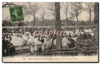 Saint-Pierre-le-Moutier (Nièvre) — O Campo de Feira — Lib. Plandin