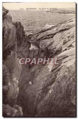 Quiberon - Le Trou du Souffleur — view of the cliff and sea — anonymous publisher, n° 4557