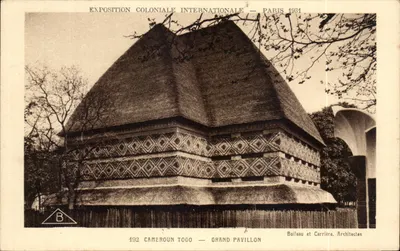 Grand Pavillon du Cameroun et du Togo — Exposition Coloniale Internationale — Paris 1931 — Boileau et Carrière, Architectes