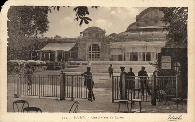 Vichy — Une Entrée du Casino — Éditeur Idéal, n° 312